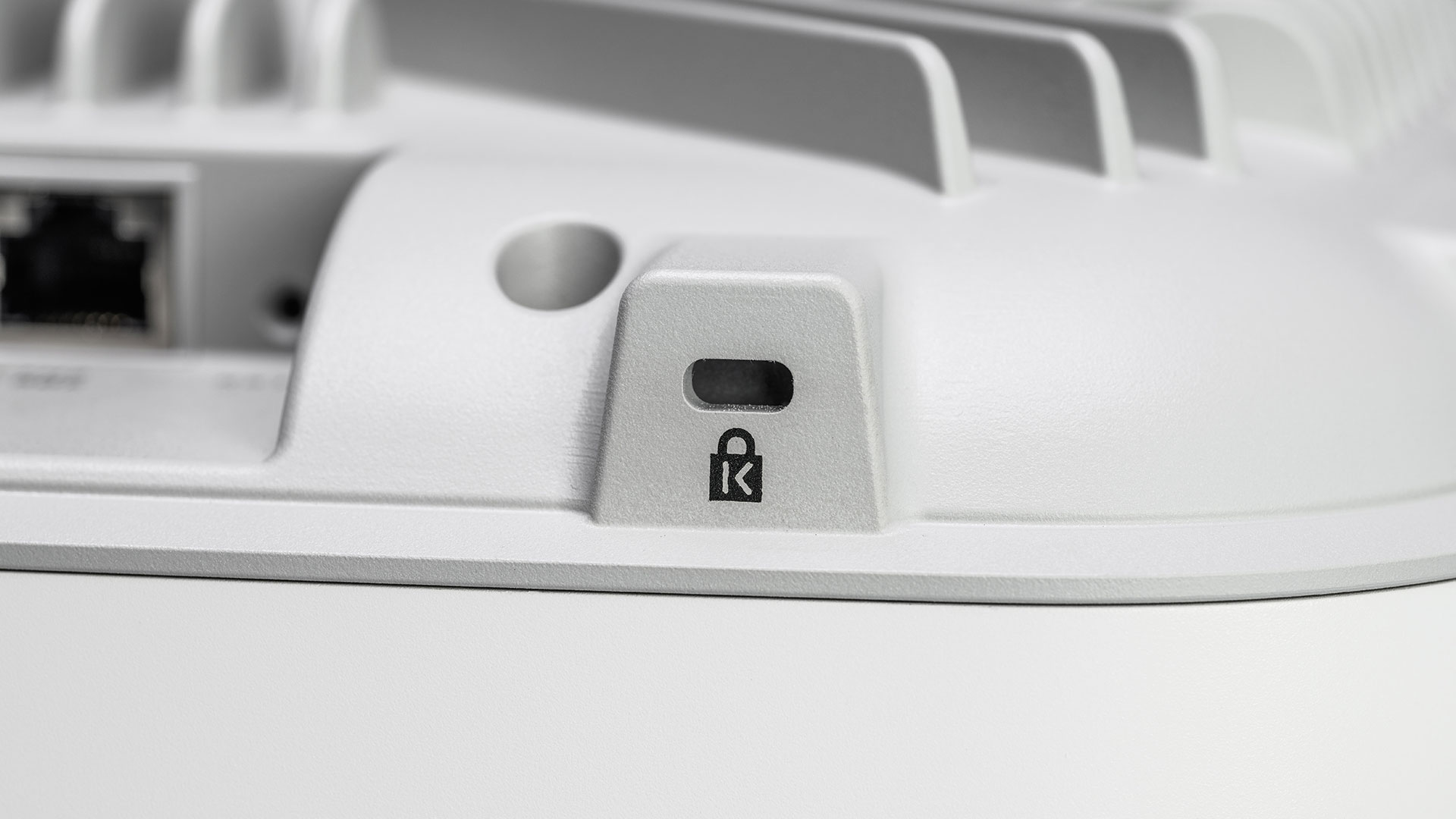 Product picture LANCOM LX-7200 detail Kensington lock